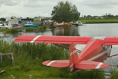 1V8A3332